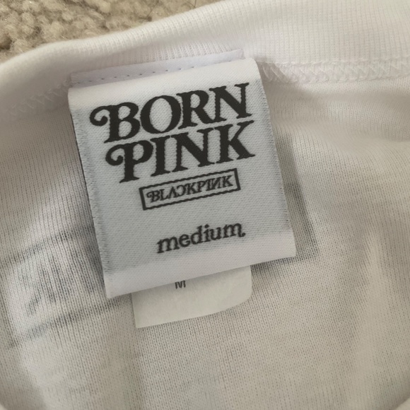 Blackpink x Verdy White Plush Women’s Baby T-shirt from LA PopUp Shop 2023 - Picture 4 of 5